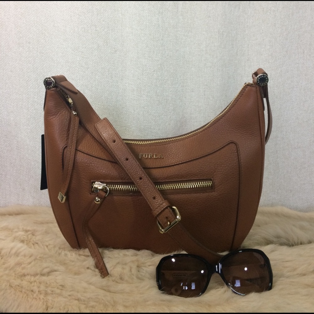NEW FURLA Ginevra Tan Crossbody Bag - New Cuoio Brown Leather Small Hobo Bag - Picture 2 of 9
